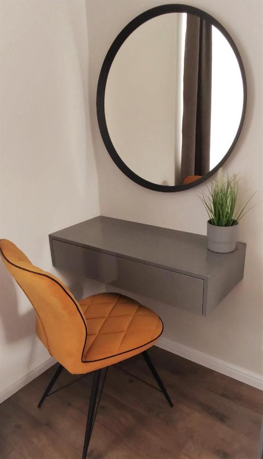 Helena Studio Apartman Siófok Buitenkant foto