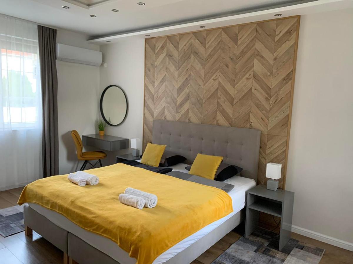 Helena Studio Apartman Siófok Buitenkant foto